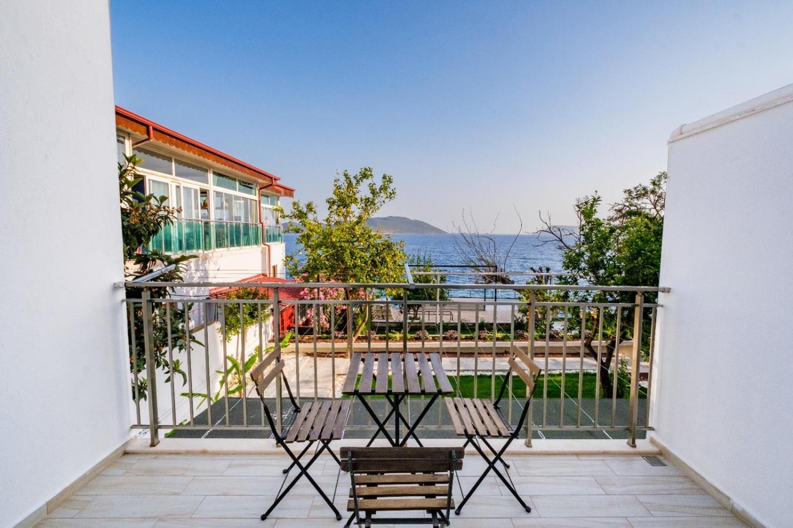Sardunya Andifli Otel Kaş Exterior photo