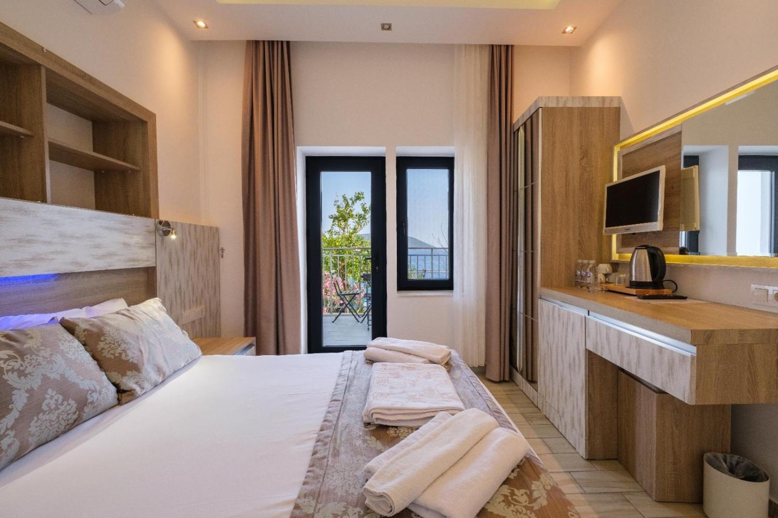 Sardunya Andifli Otel Kaş Exterior photo